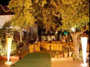 Hotel Kings Retreat Patiala Ngoại thất bức ảnh