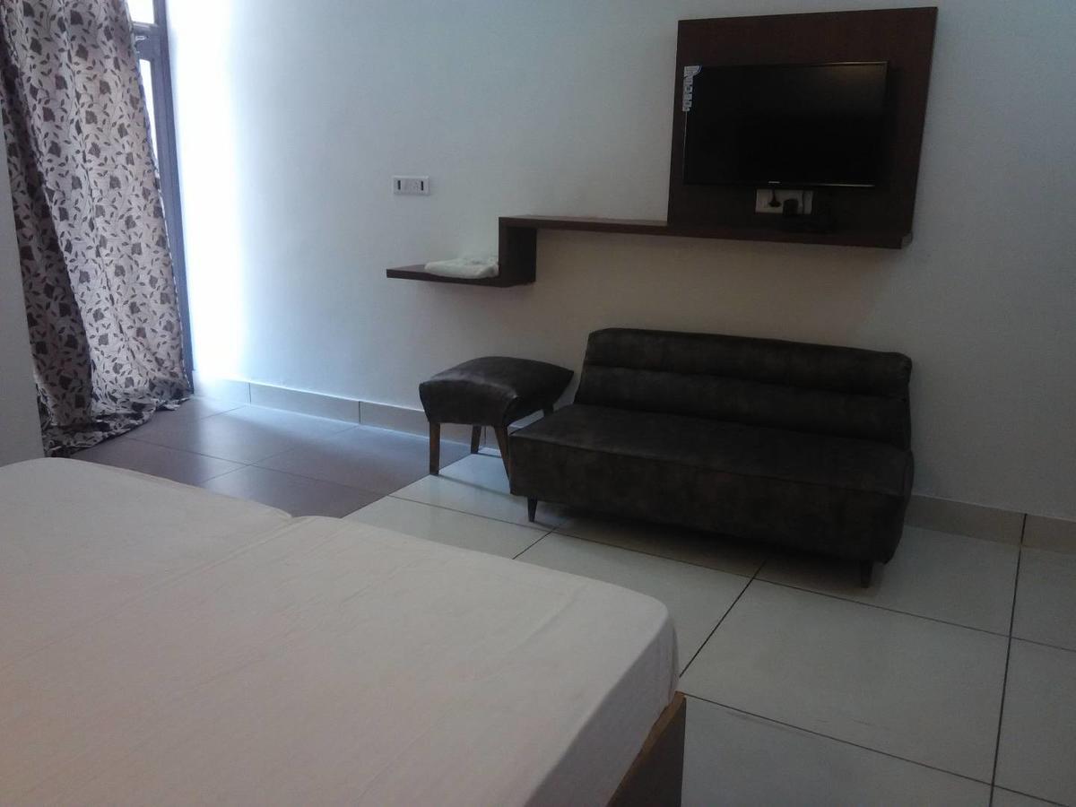 Hotel Kings Retreat Patiala Ngoại thất bức ảnh